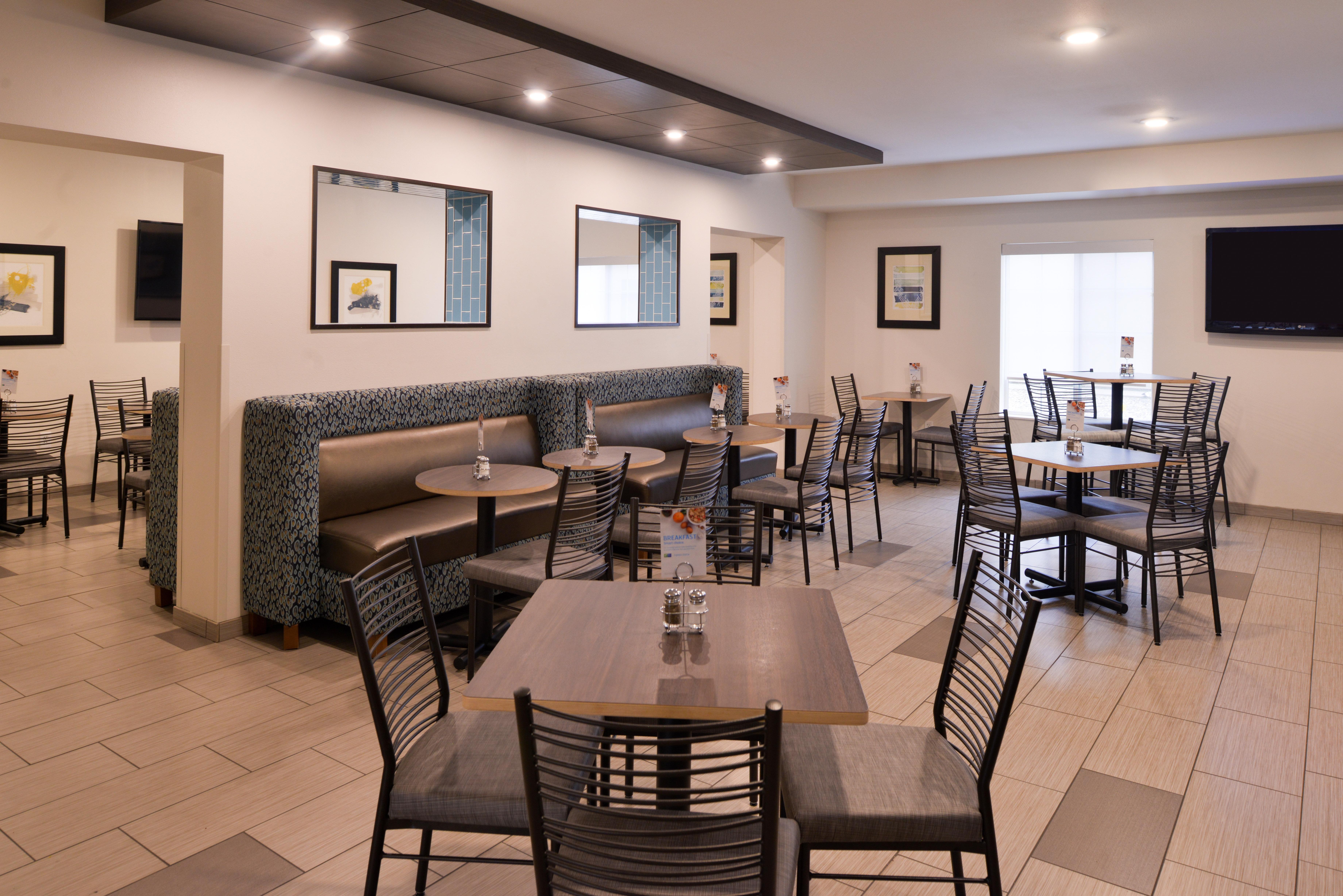 Holiday Inn Express Hotel & Suites Sioux Falls At Empire Mall By Ihg Exterior foto