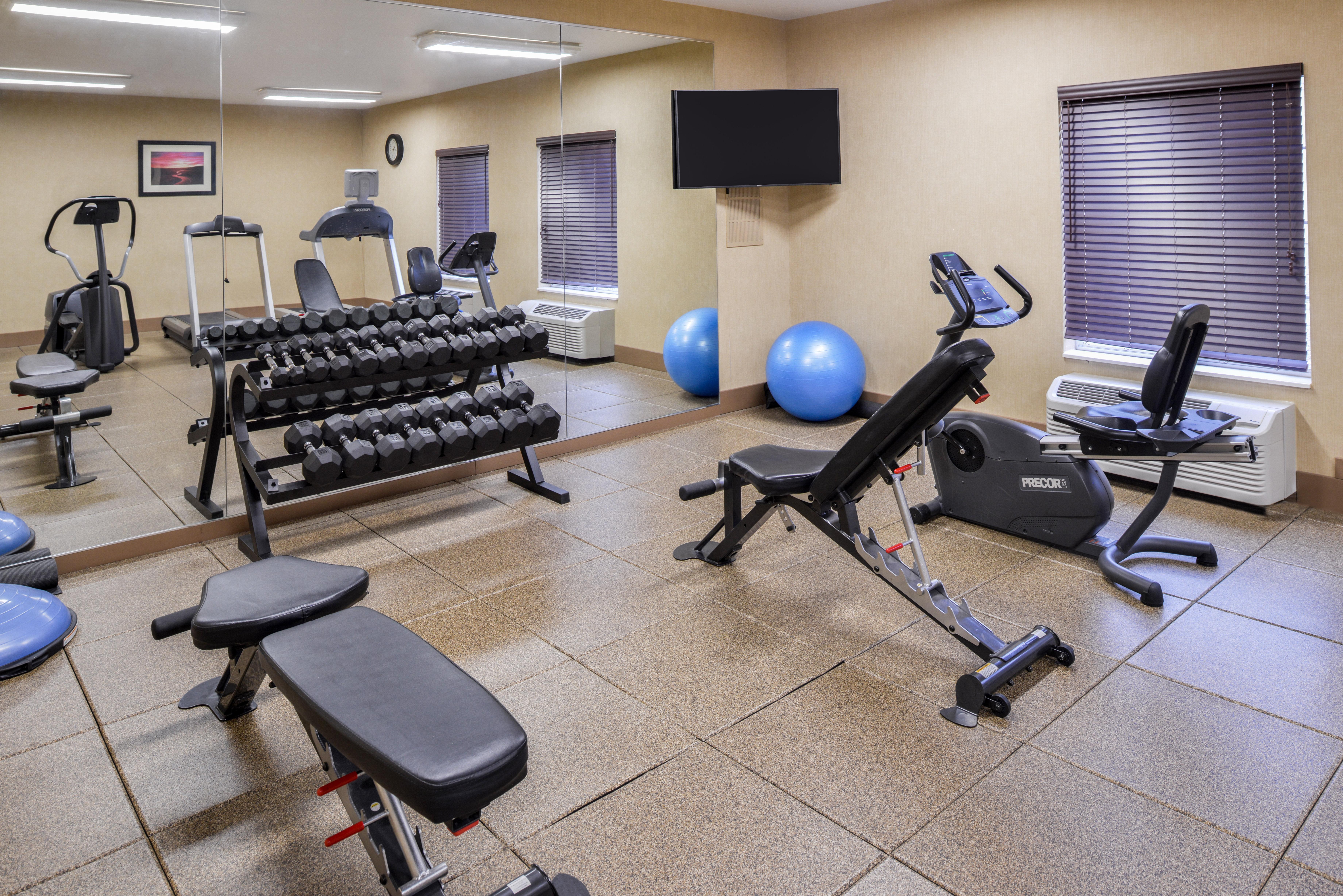 Holiday Inn Express Hotel & Suites Sioux Falls At Empire Mall By Ihg Exterior foto