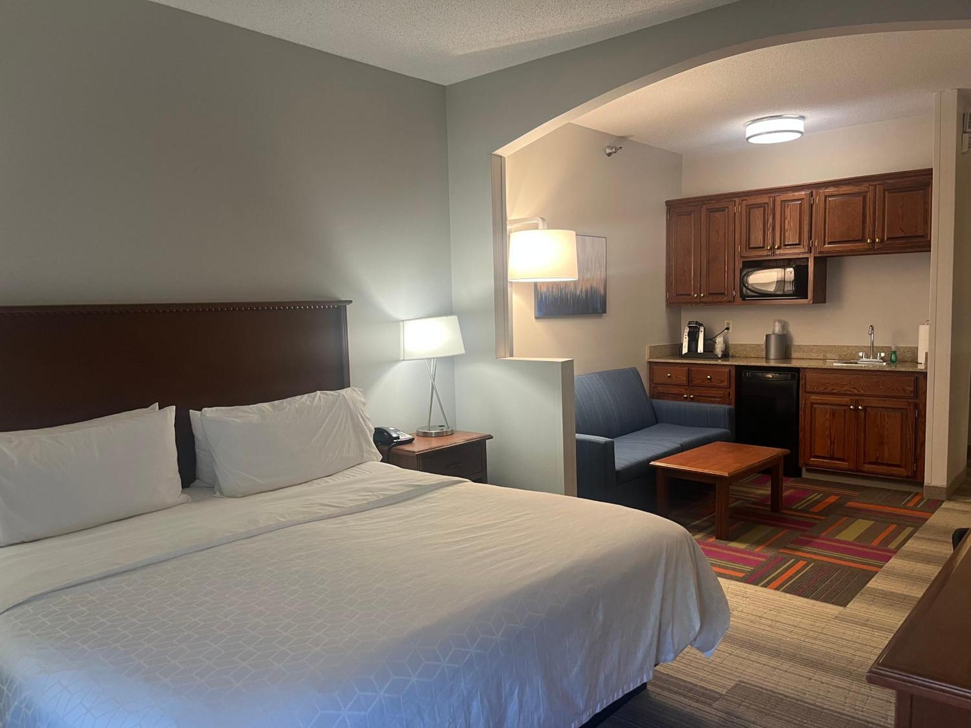 Holiday Inn Express Hotel & Suites Sioux Falls At Empire Mall By Ihg Exterior foto